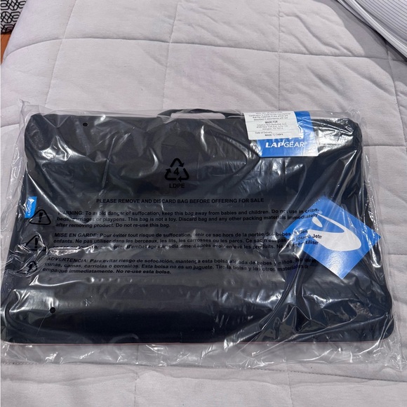 Wooden Laptop Lap Desk with Mouse Pad - Picture 3 of 6